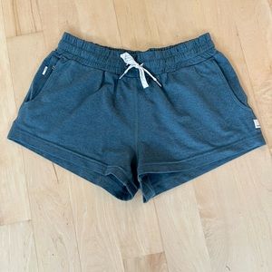 NWOT Women’s Vuori Halo performance shorts, Size XS
